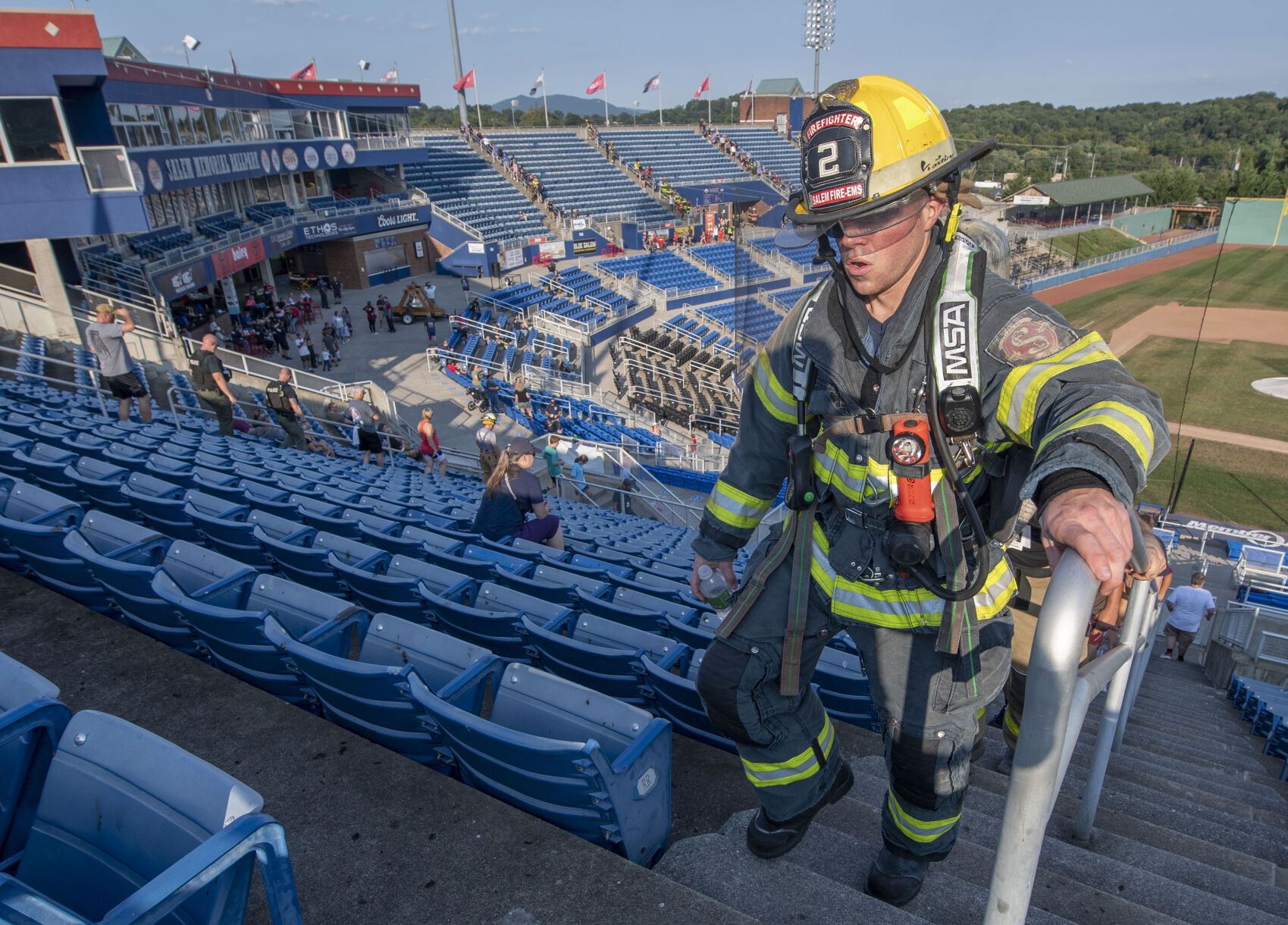 091121-roa-stairclimb-09